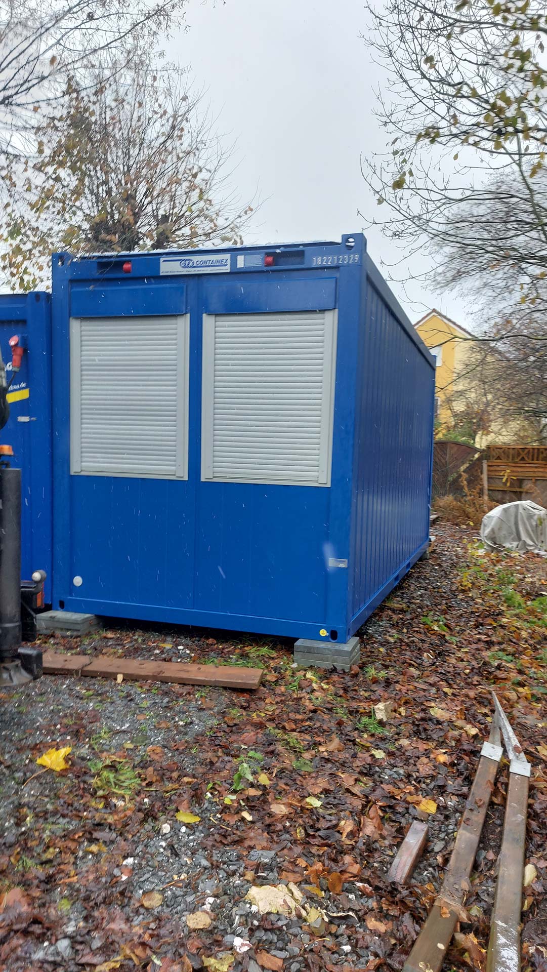 Buerocontainer_Sudpfanne_1_kolbenschlag_geruestbau