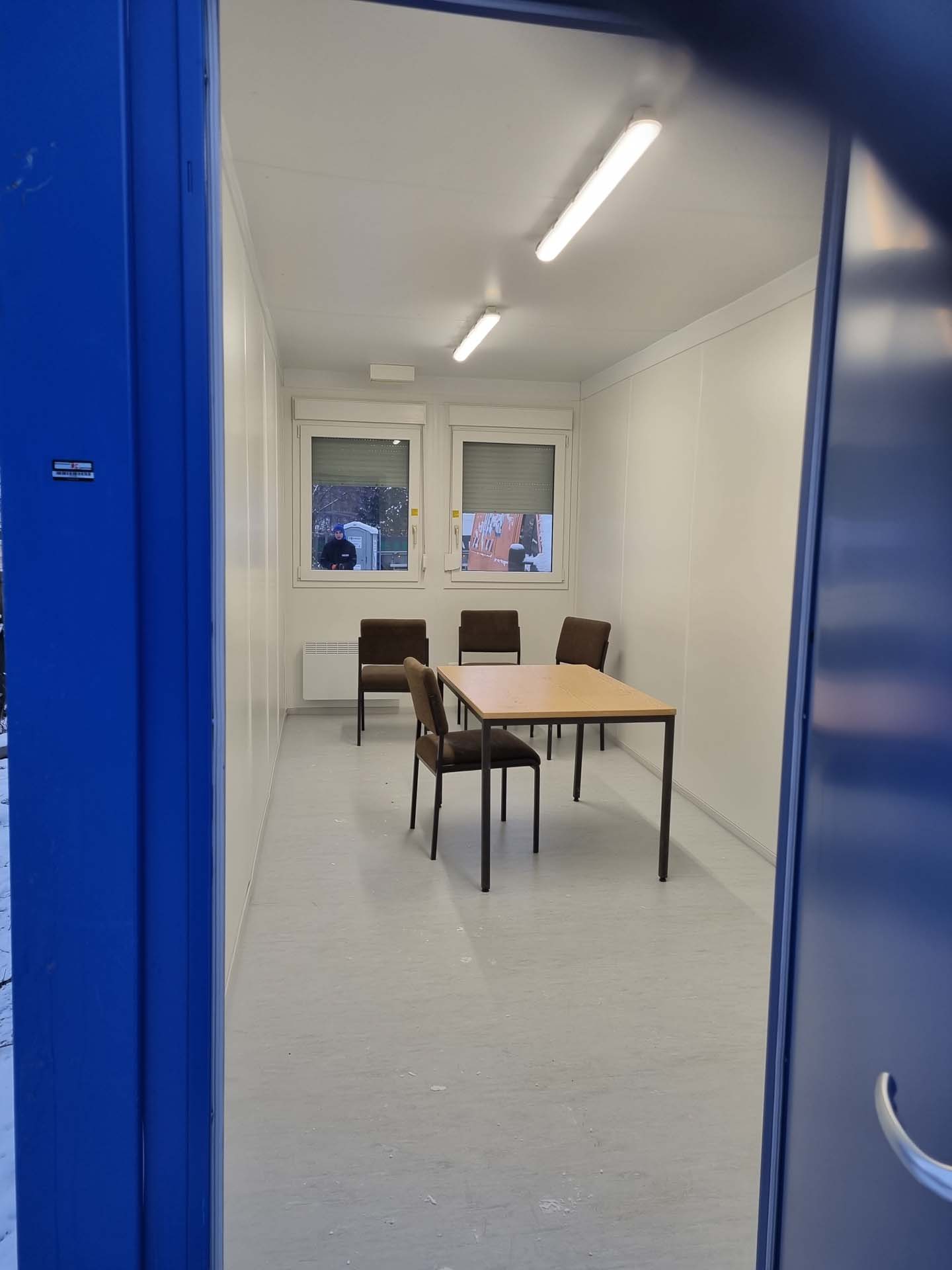 Buerocontainer_Sudpfanne_kolbenschlag_geruestbau